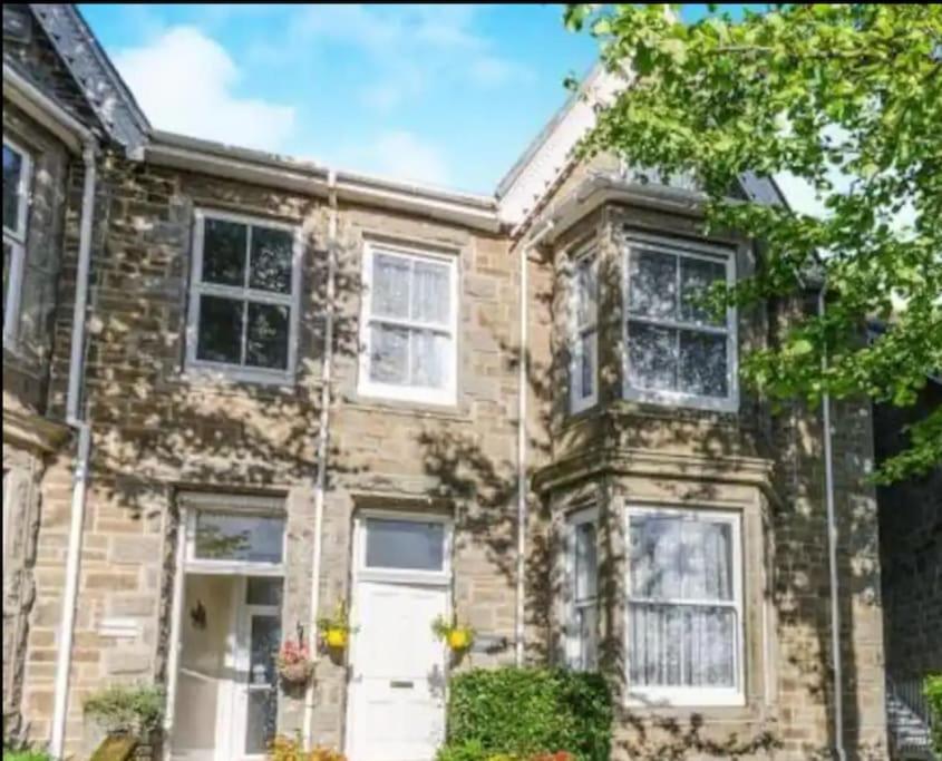 Bright 2 Bedroom Apartment Near Seafront Central Penzance Buitenkant foto